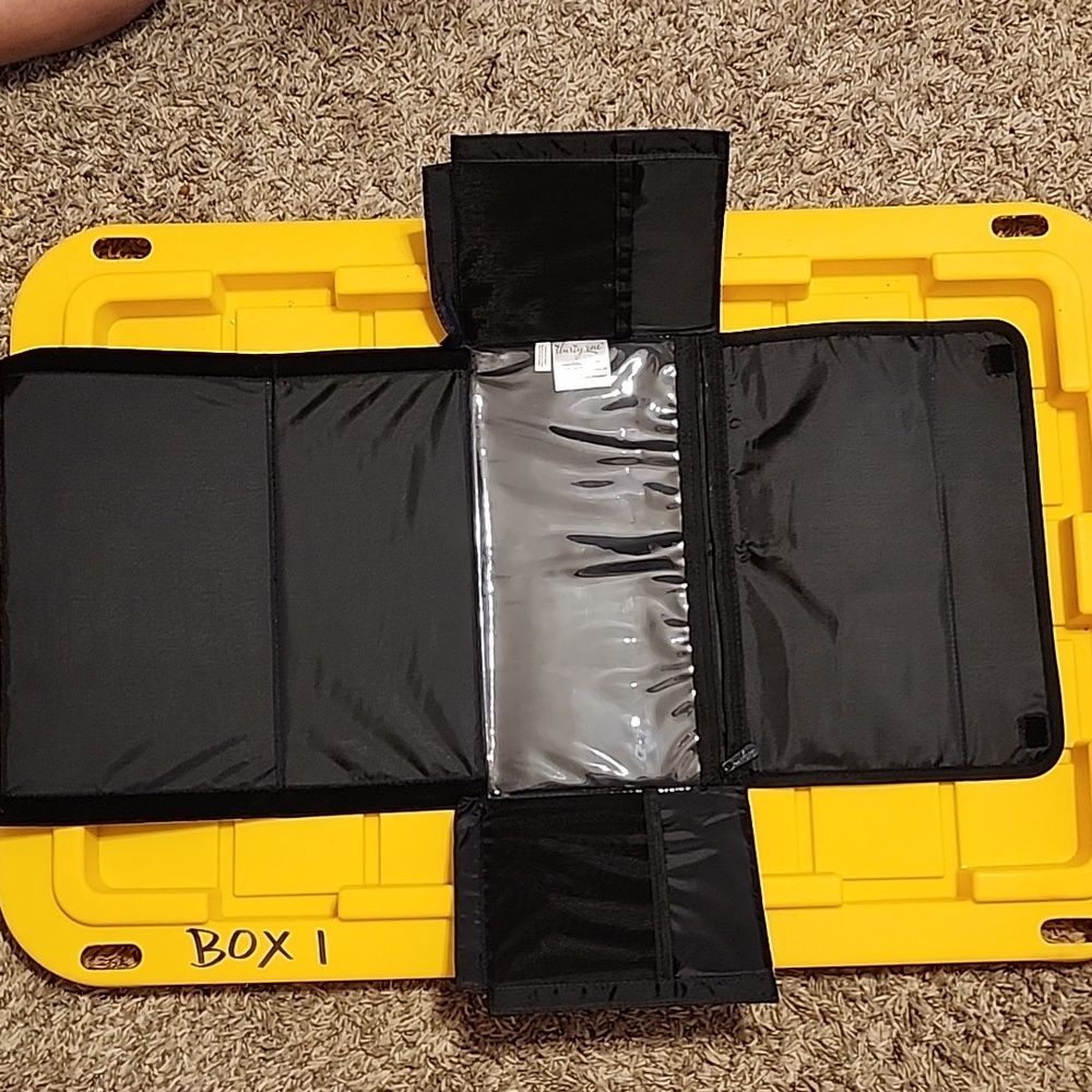 Thirty-One Get Creative Case Geometric Pattern - Picture 2 of 5